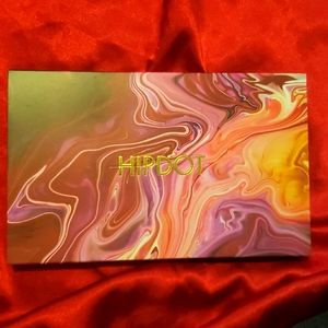 Pressed Pigment Palette